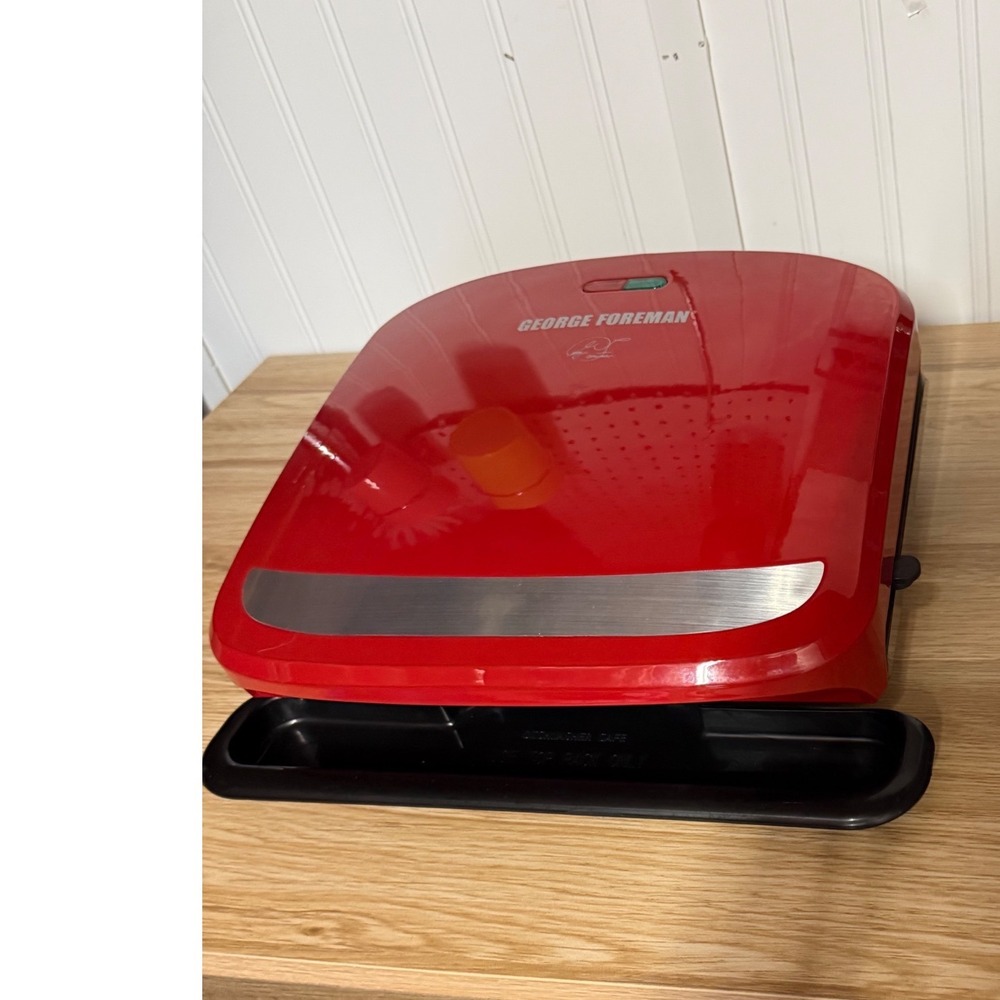 George Foreman GRP360 Electric Grill 4-Serving Red Excellent Removable Plates - Picture 4 of 13